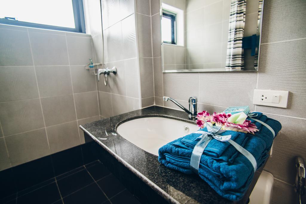 Infinity Bophut Apartments エクステリア 写真